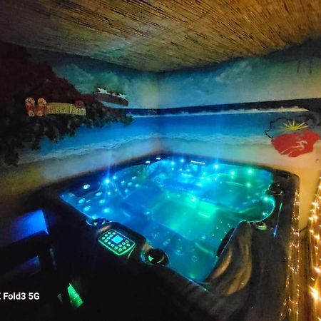 Studio Avec Terrasse Et Jacuzzi Valbonne Extérieur photo