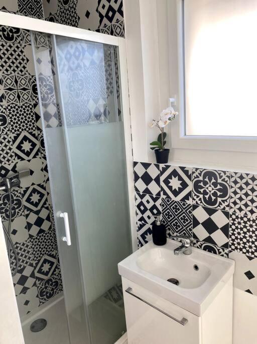 Studio Avec Terrasse Et Jacuzzi Valbonne Extérieur photo